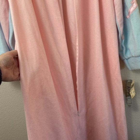 Vtg Dead stock Appel Fuzzy Nightgown Pink and Blue Size Medium - Picture 8 of 9